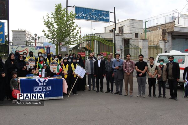 حضور گسترده دانش‌آموزان پیشتاز در راهپیمایی روز قدس