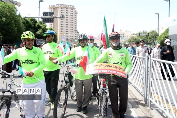 حضور پرشور مردم مشهد در راهپیمایی روز قدس
