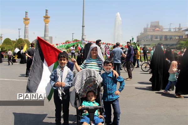 حضور پرشور مردم مشهد در راهپیمایی روز قدس