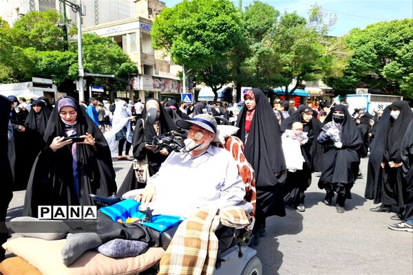 حضور پرشور مردم مشهد در راهپیمایی روز قدس