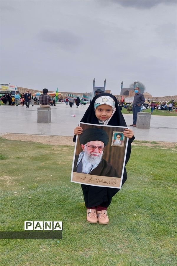 حضور پرشکوه مردم اصفهان در راهپیمایی روز قدس