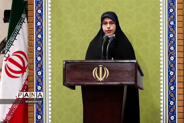 دیدار جمعی از دانشجویان با رهبر انقلاب