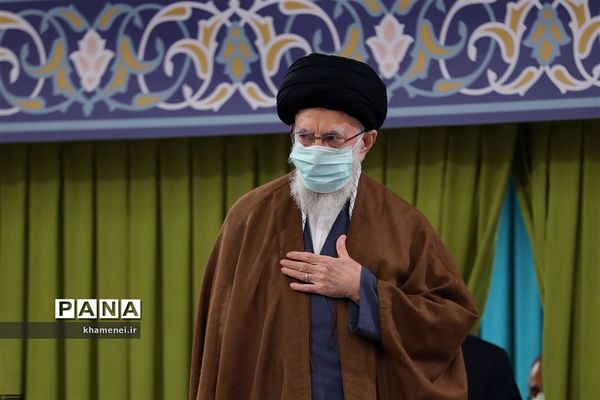 دیدار جمعی از دانشجویان با رهبر انقلاب