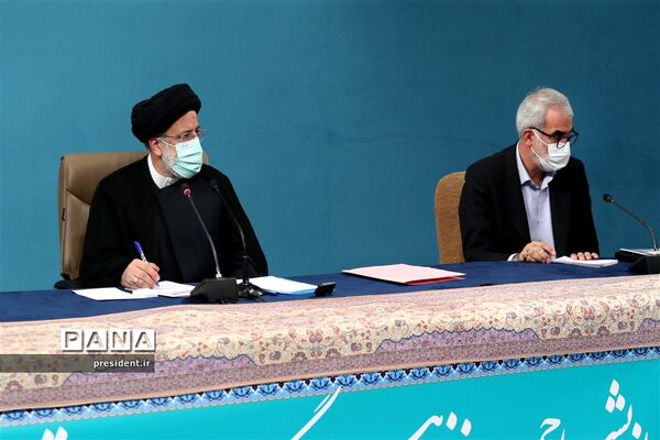 نشست هم‌اندیشی جمعی از فرهنگیان و فعالان حوزه تعلیم و تربیت کشور با رئیس جمهوری