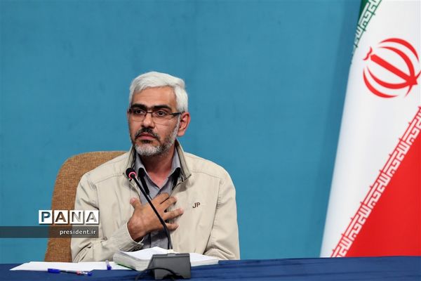 نشست هم‌اندیشی جمعی از فرهنگیان و فعالان حوزه تعلیم و تربیت کشور با رئیس جمهوری