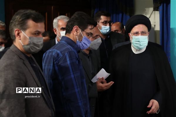 نشست هم‌اندیشی جمعی از فرهنگیان و فعالان حوزه تعلیم و تربیت کشور با رئیس جمهوری