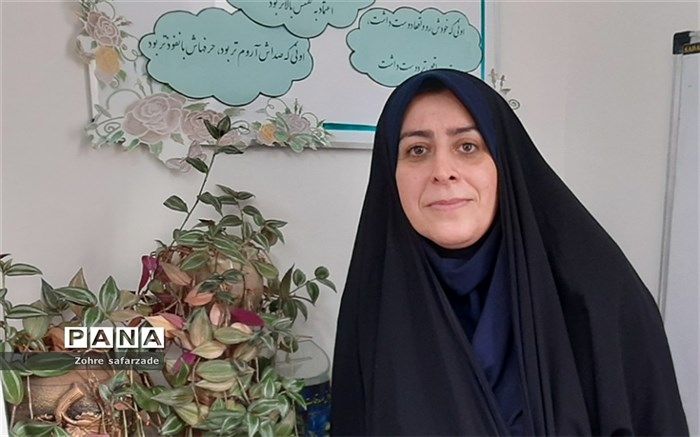 مسابقات قرآنی در مدارس  موجب ترویج فرهنگ قرآنی و اسلامی در آینده جامعه می‌شود