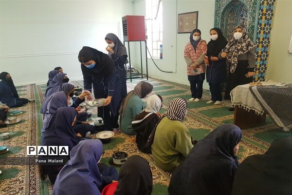پویش «مقلوبه با طعم مقاومت» در دبیرستان عصمت ملارد