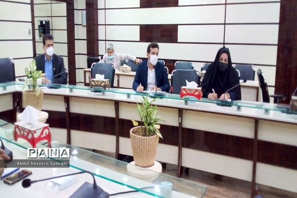 جلسه مشترک شورای معاونان اداره‌کل آموزش و پرورش استان بوشهر با مجمع نمایندگان استان در مجلس شورای اسلامی