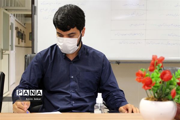 مرحله اول استانی مناظره دانش‌آموزی در استان فارس