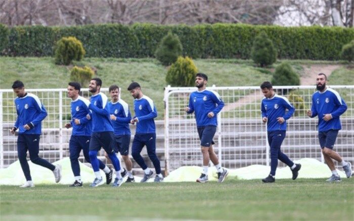 تیم فوتبال استقلال فردا به مصاف هوادار می‌رود