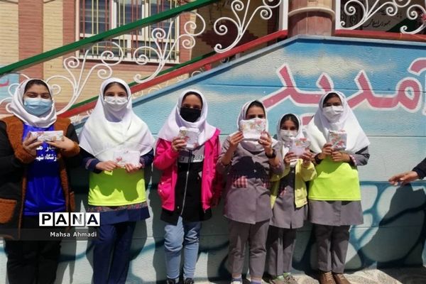 تقدیر از دانش‌آموزان فعال دبستان شهید‌سیفی شهرستان رباط کریم