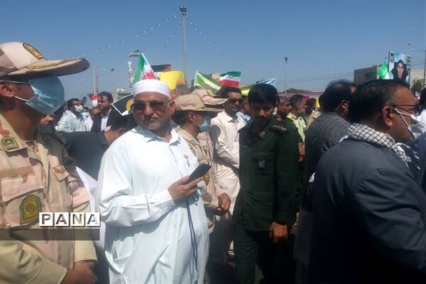 حضور پرشور دانش‌آموزان و فرهنگیان چابهار در راهپیمایی روز قدس