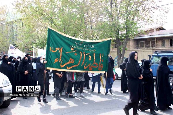 حماسه‌آفرینی فرهنگیان و دانش‌آموزان تبریزی در روز قدس
