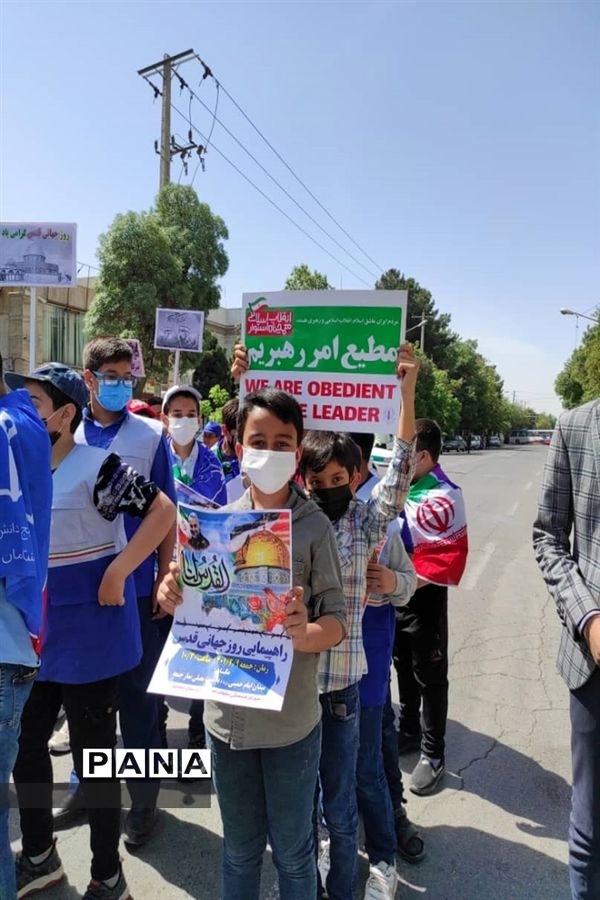 حضور دانش‌آموزان پیشتاز در راهپیمایی روز قدس نیشابور