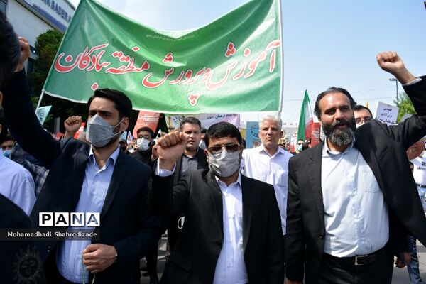راهپیمایی مردم مشهد در گرامیداشت روز قدس