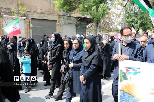 حضور پرشور فرهنگیان و دانش‌آموزان آذربایجان غربی در راهپیمایی روز قدس