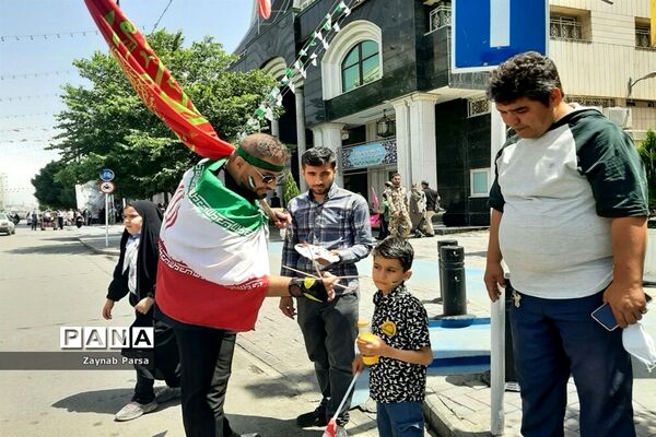 حضور پرشور دانش‌آموزان و فرهنگیان ناحیه۶ مشهد مقدس  در راهپیمایی روز قدس