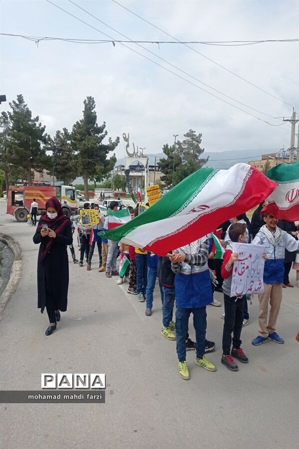 حضور گسترده دانش‌آموزان تشکیلات پیشتازان در راهپیمایی روز قدس