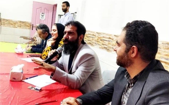 باید به دانش‌آموزان فرصت داده شود تا مهارت‌های خود را ابراز کنند