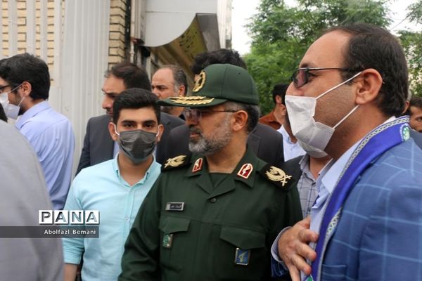 برپایی غرفه همگام با کودکان مظلوم فلسطین در قم