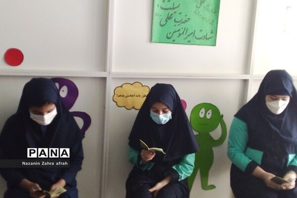 برگزاری محفل انس با قرآن و نشست‌های دینی در مدرسه سما رودهن