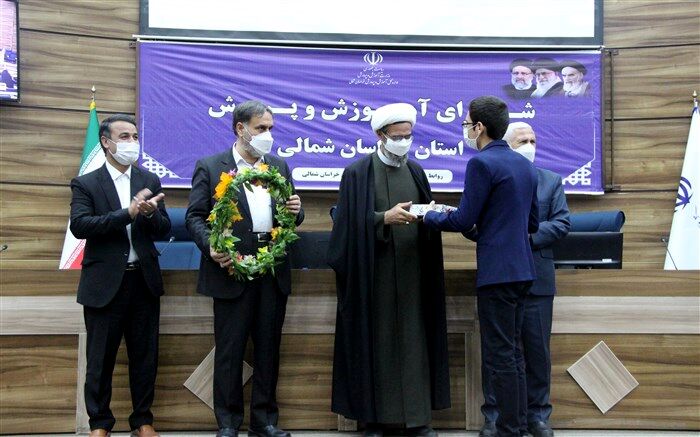 آموزش و‌ پرورش پیشگام پیشرفت هر کشوری است