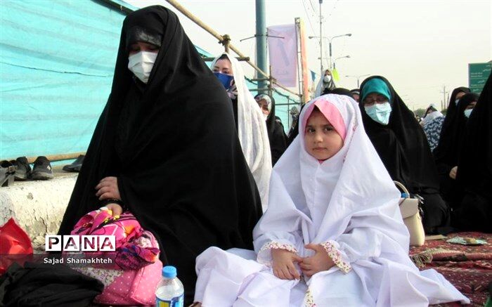 استفاده نمازگزاران عید فطر از ماسک حتی در فضای باز ضروری است