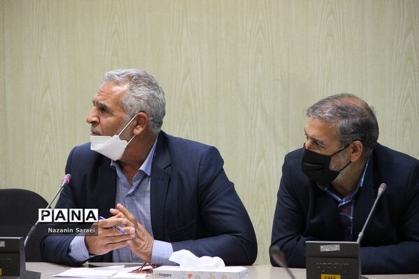 نشست فرماندار اسلامشهر با اعضای شورای اسلامی روستاها