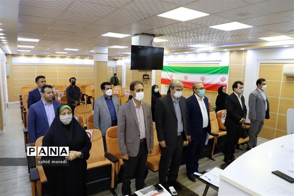 نشست مدیرکل آموزش و پرورش استان کرمانشاه با اصحاب رسانه در آستانه هفته معلم