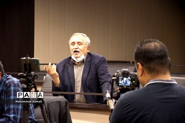 نشست خبری اعضای شورای اسلامی شهر محلات