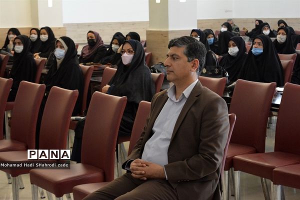 دوره ضمن خدمت اردویی در اردوگاه مدافعان حرم ناحیه یک مشهد