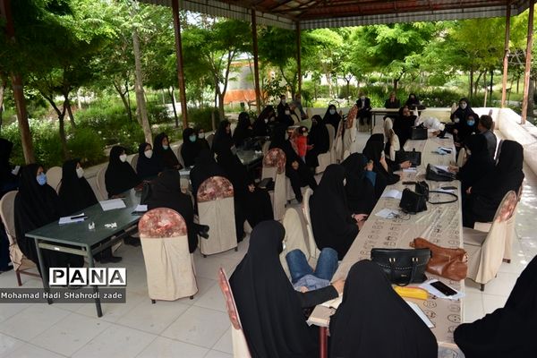 دوره ضمن خدمت اردویی در اردوگاه مدافعان حرم ناحیه یک مشهد