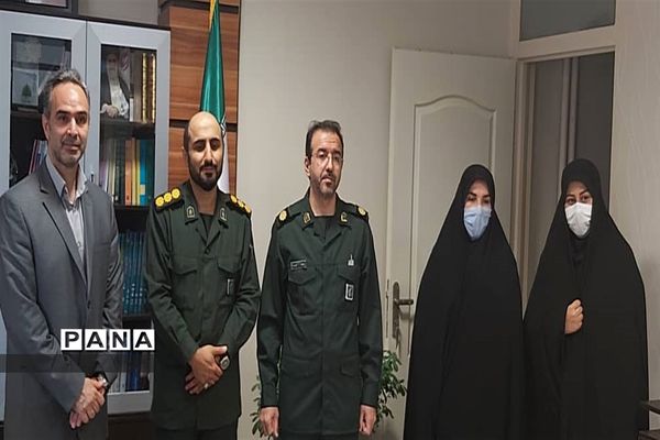 دیدار فرمانده ناحیه ولی عصر با سرپرست آموزش و پرورش منطقه۶