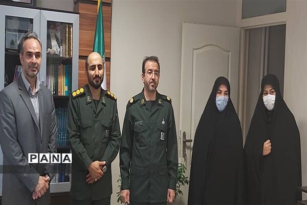 دیدار فرمانده ناحیه ولی عصر با سرپرست آموزش و پرورش منطقه۶