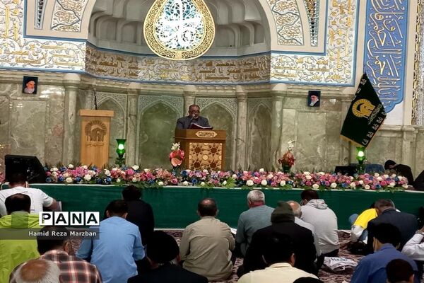 حرم امام مهربانی‌ها درآخرین شب ماه رمضان
