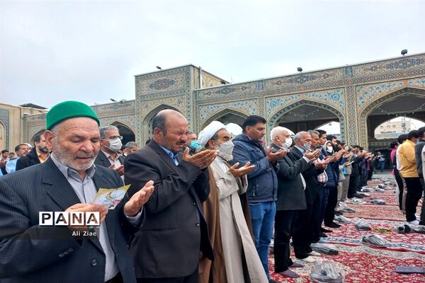نماز عید فطر در حرم مطهر رضوی