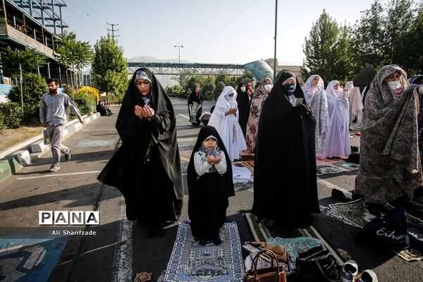 اقامه نماز عید سعید فطر در تهران