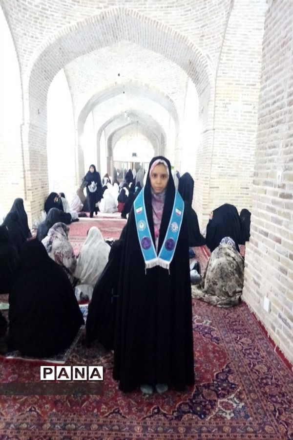 حضور پیشتازان نیشابور در نماز عید فطر