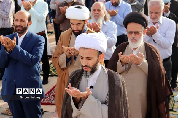 اقامه نماز عید سعید فطر در امیدیه