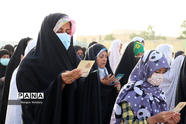 اقامه نماز عید سعید فطر در امیدیه