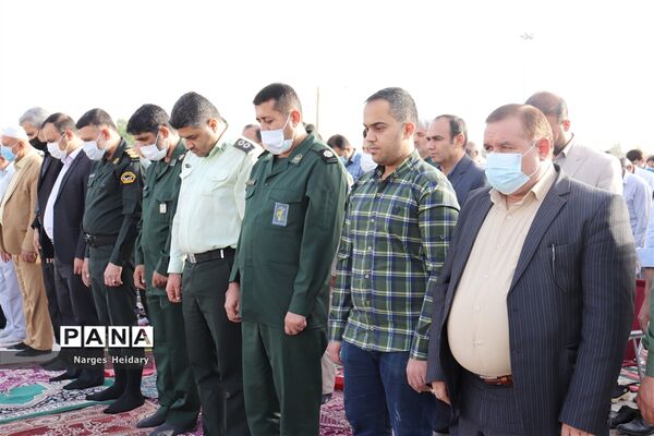 اقامه نماز عید سعید فطر در امیدیه