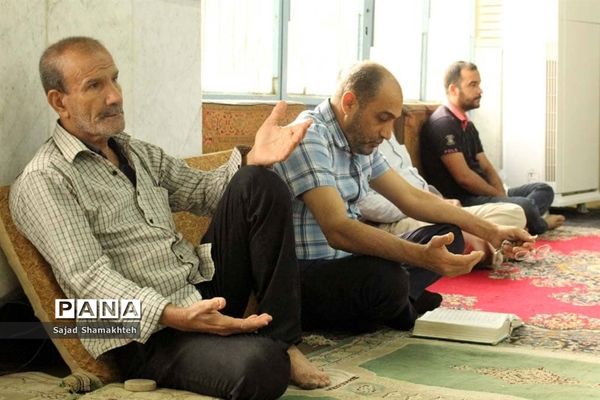 آیین اقامه نماز عید سعید فطر در اهواز