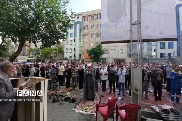 برپایی نماز عید سعید فطر در مساجد منطقه ۱۵