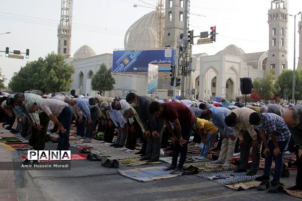 اقامه نماز عید سعید فطر در بندرعباس