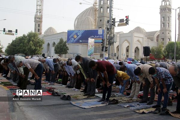 اقامه نماز عید سعید فطر در بندرعباس