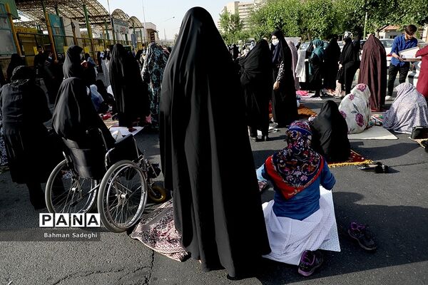 نماز عید سعید فطر در شهرک اکباتان
