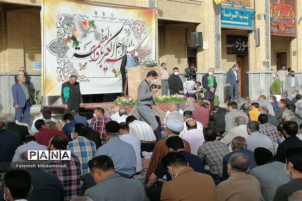 برگزاری باشکوه نماز عید فطر در حرم مطهر شاهچراغ(ع)
