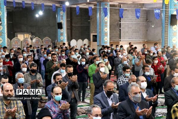 اقامه نماز عید سعید فطر در شهرستان قدس