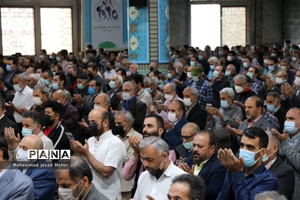 اقامه نماز عید سعید فطر در شهرستان قدس